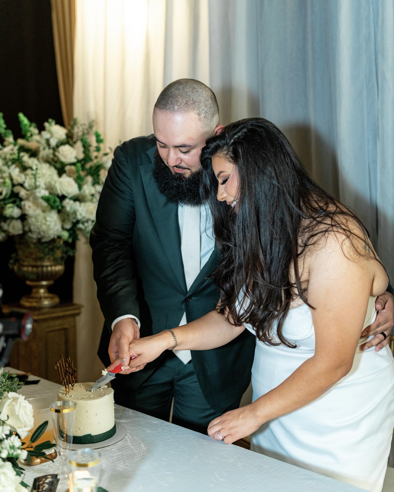 Hiram Morgan Hill Room wedding photo