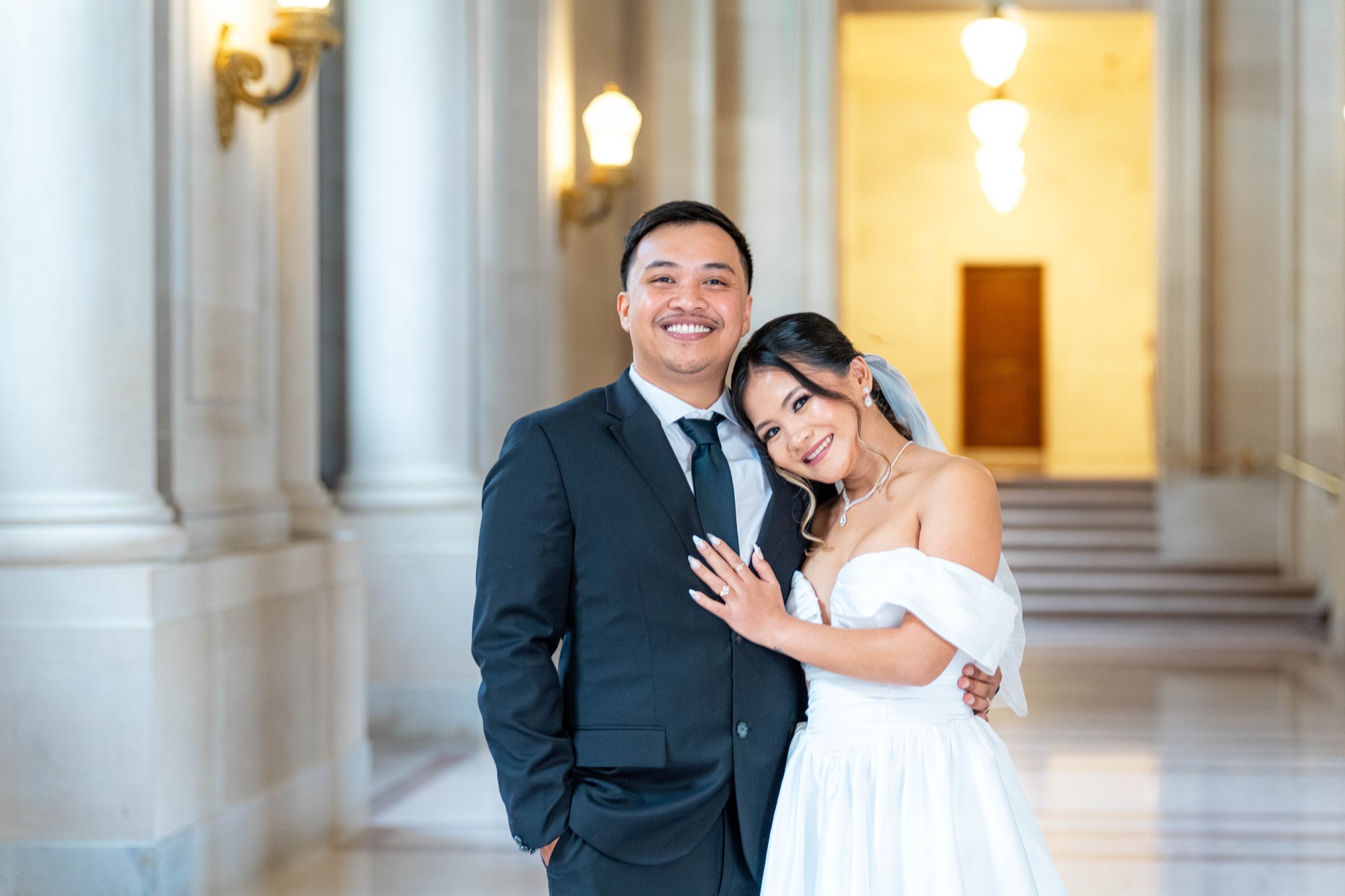 San Francisco City Hall wedding photo